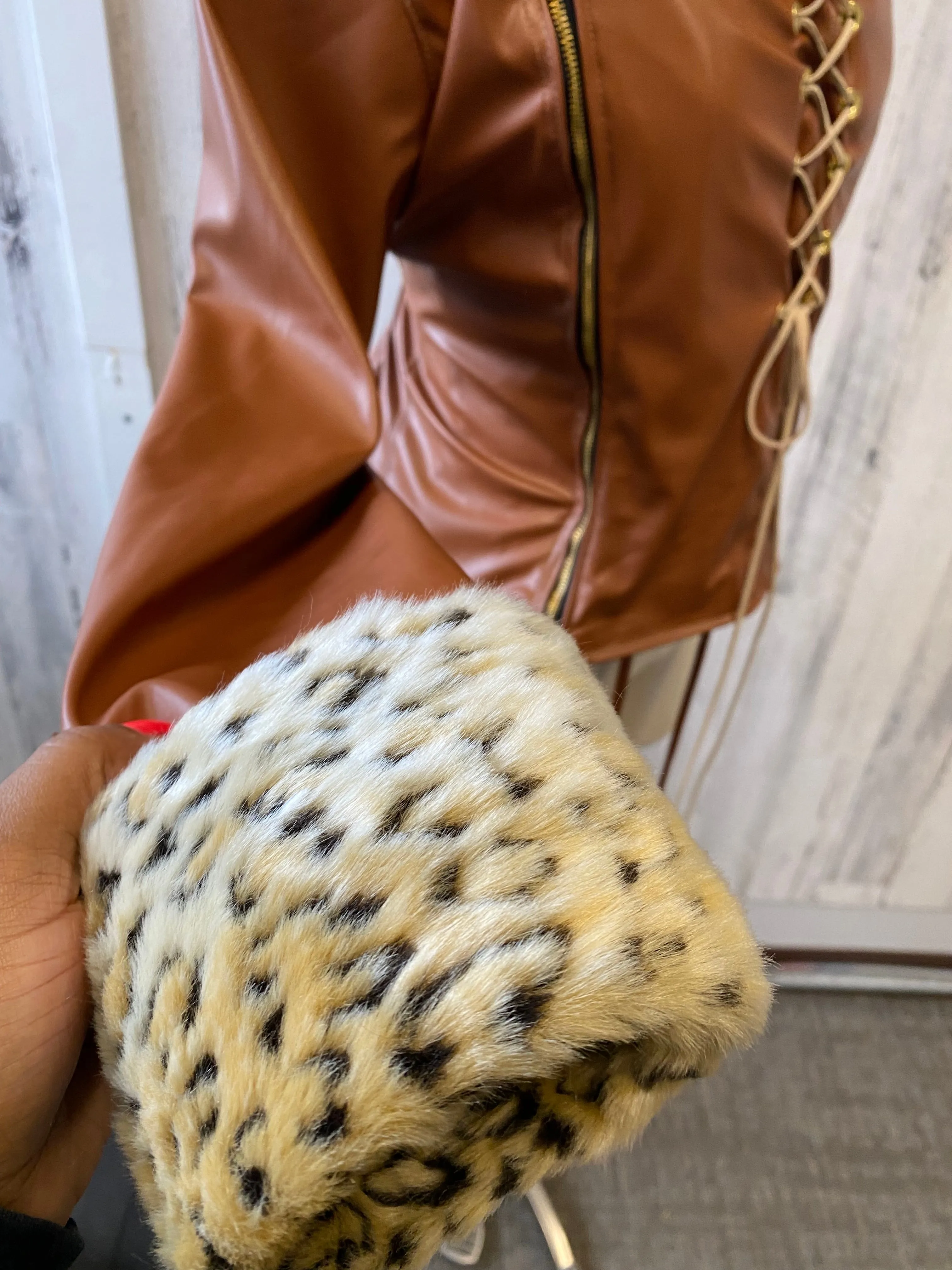 “Cheetah girl” cropped vixen coat