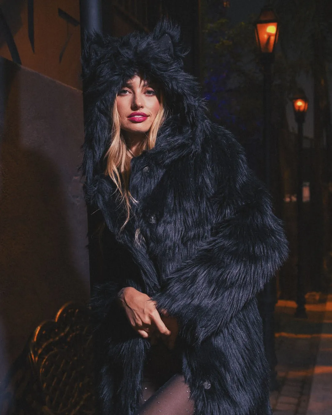 Classic Women's Faux Fur Coat | Black Wolf